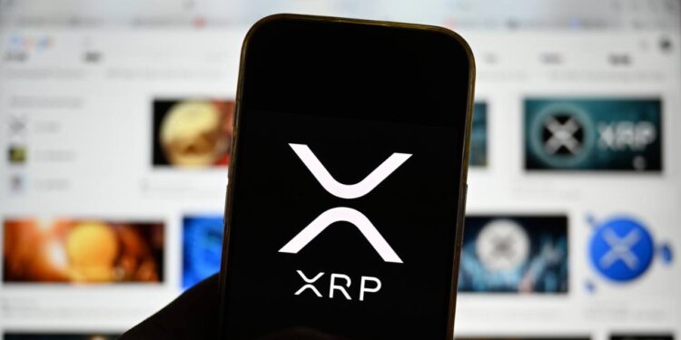 XRP Gains From RLUSD Growth as $900M Trading Boom Deepens Liquidity, Evernorth Says