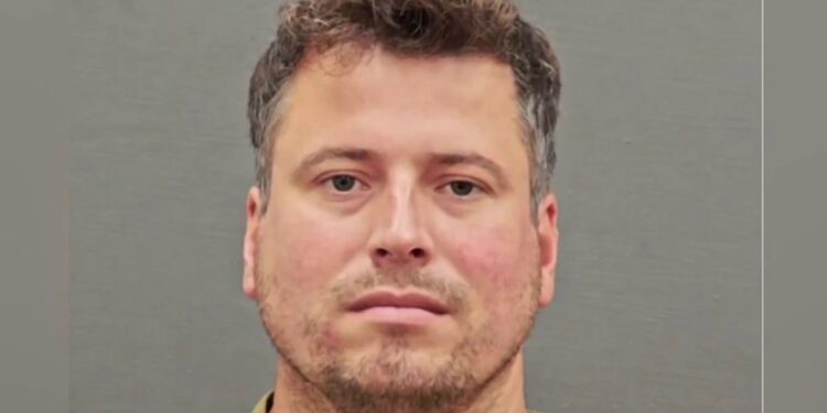 Agent accused of stealing $1M in cryptocurrency said he was frustrated with FBI – NBC4 Washington