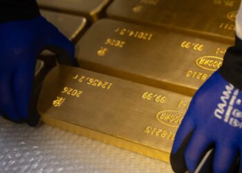 Debasement Trade Explained: Why Gold and Bitcoin Are Surging Again