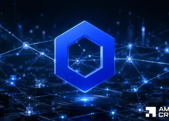 LINK crypto holds $8 as volatility tightens—is Chainlink positioned for a breakout?