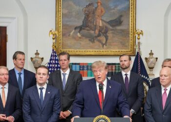 Trump hosts White House crypto summit to advance CLARITY Act bill