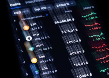 ARK, Glassnode Rank Bitcoin Most Decentralized – Ethereum, Solana Face Different Trade-Offs