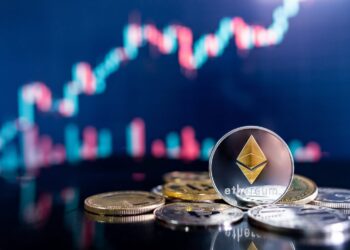 Ethereum Reclaims $2,600 After Key Trendline Holds, Following Two Failed Attempts