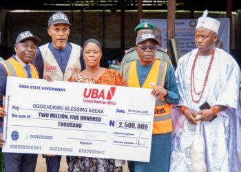 Ondo distributes relief materials, cash support to 7,000 disaster victims