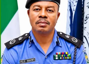 Ondo mob attacks police station, injures two officers